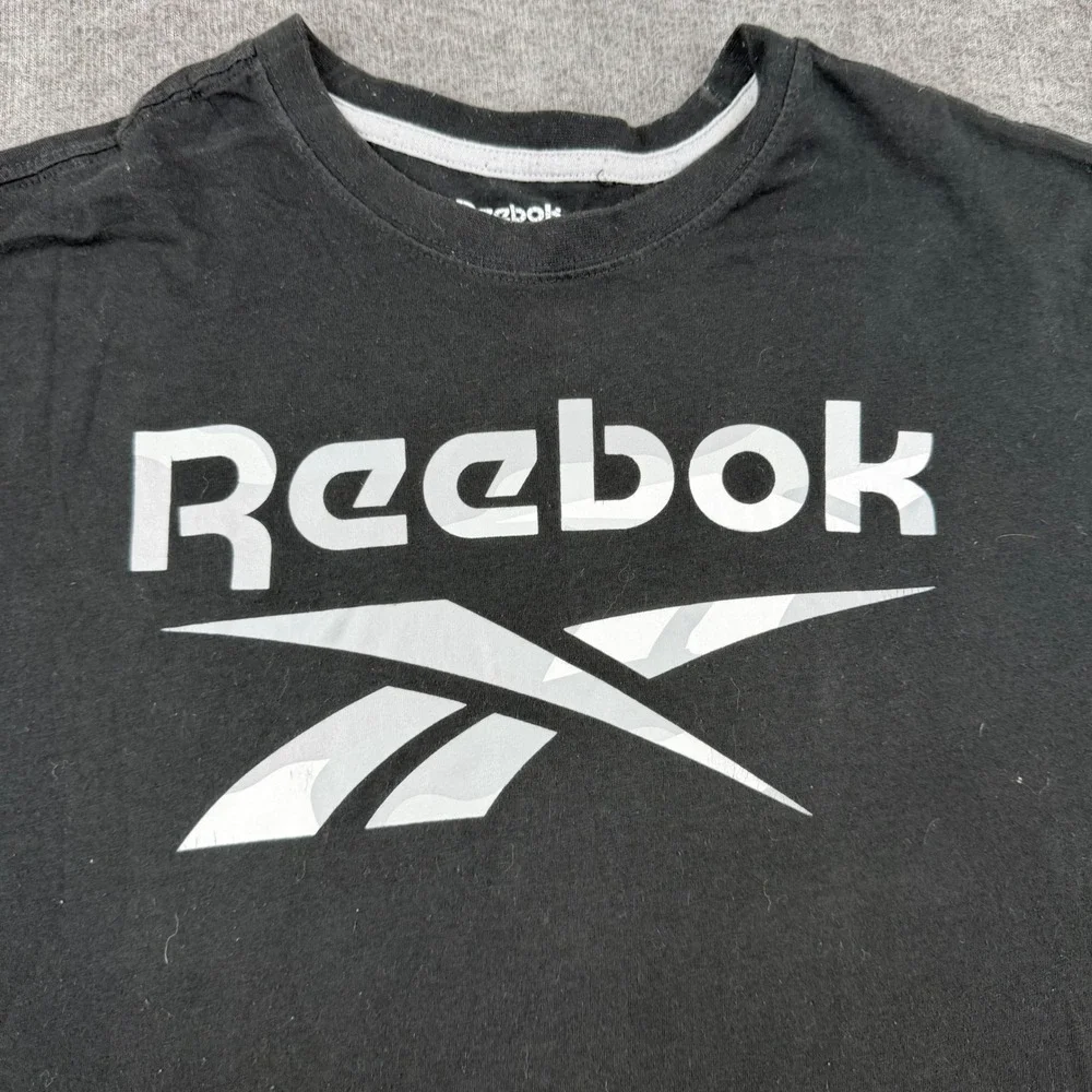 Reebok Graphic‎ T-Shirt Men's Small Black White Vector Logo Short Sleeve Cotton